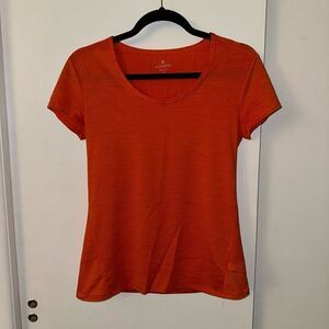 Athleta Women’s Lightweight Orange Short Sleeve Active Tee Small NWOT